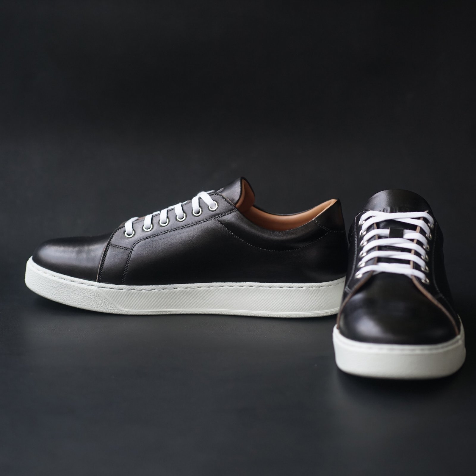 Songo Low Top with Veg Tan Leather and Vibram  Rubber Sole