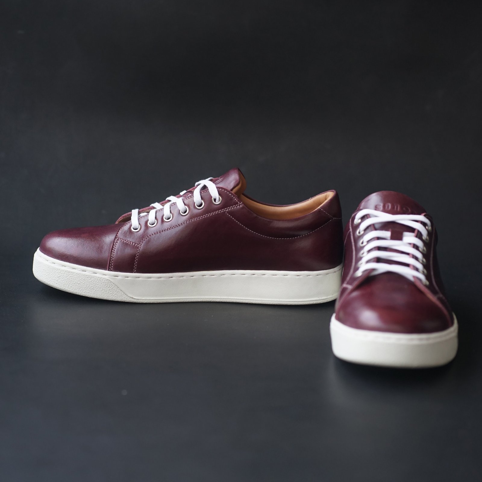 Songo Low Top with Pull Up Leather and Vibram Rubber  Sole