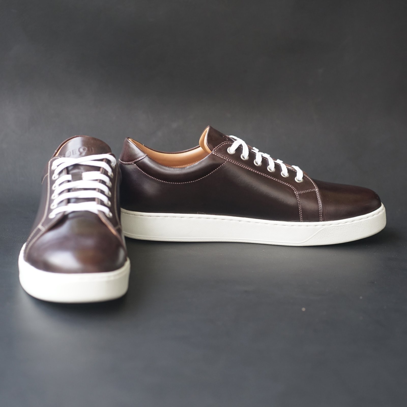 Songo Low Top with Pull Up Leather and Vibram Rubber  Sole
