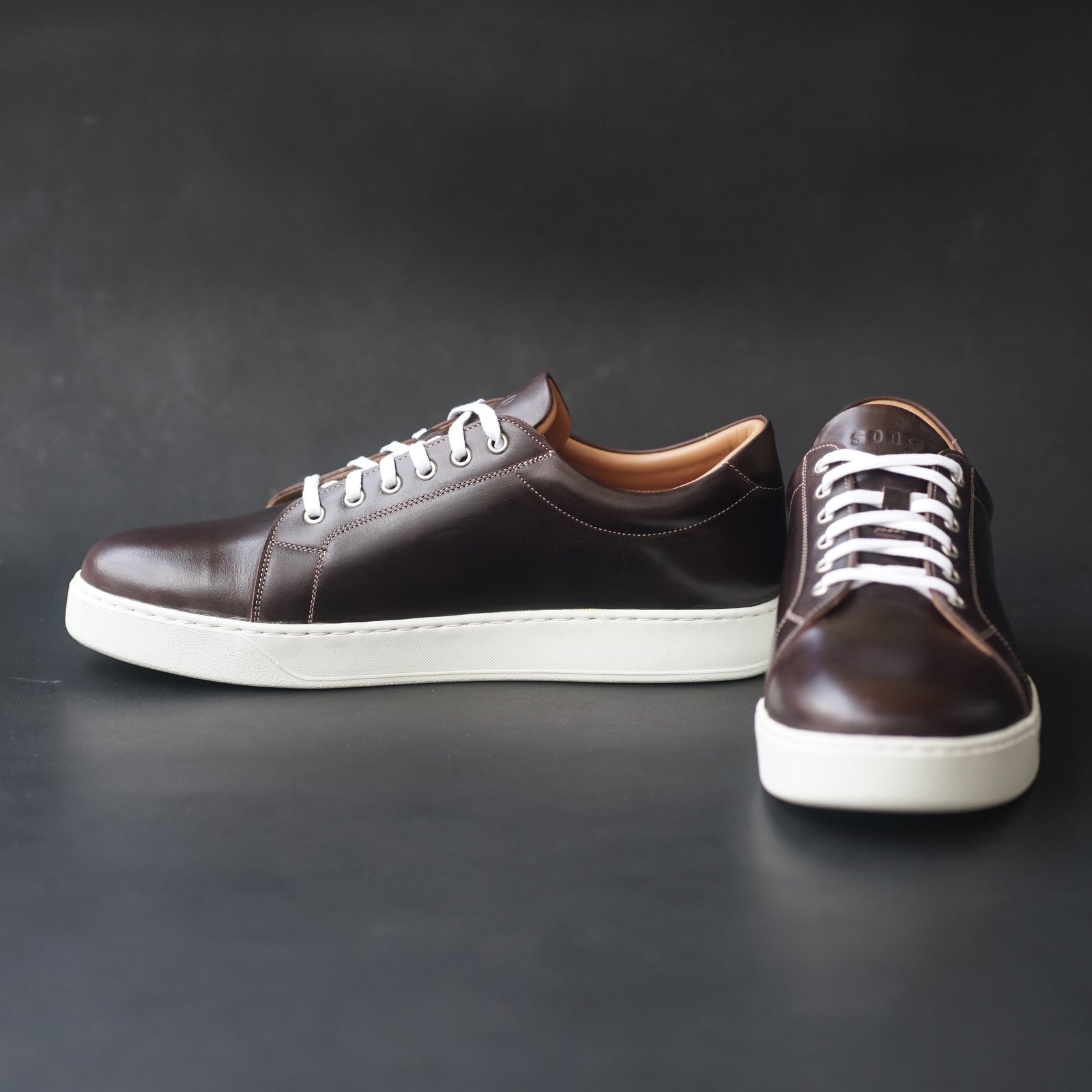 Songo Low Top with Pull Up Leather and Vibram Rubber  Sole
