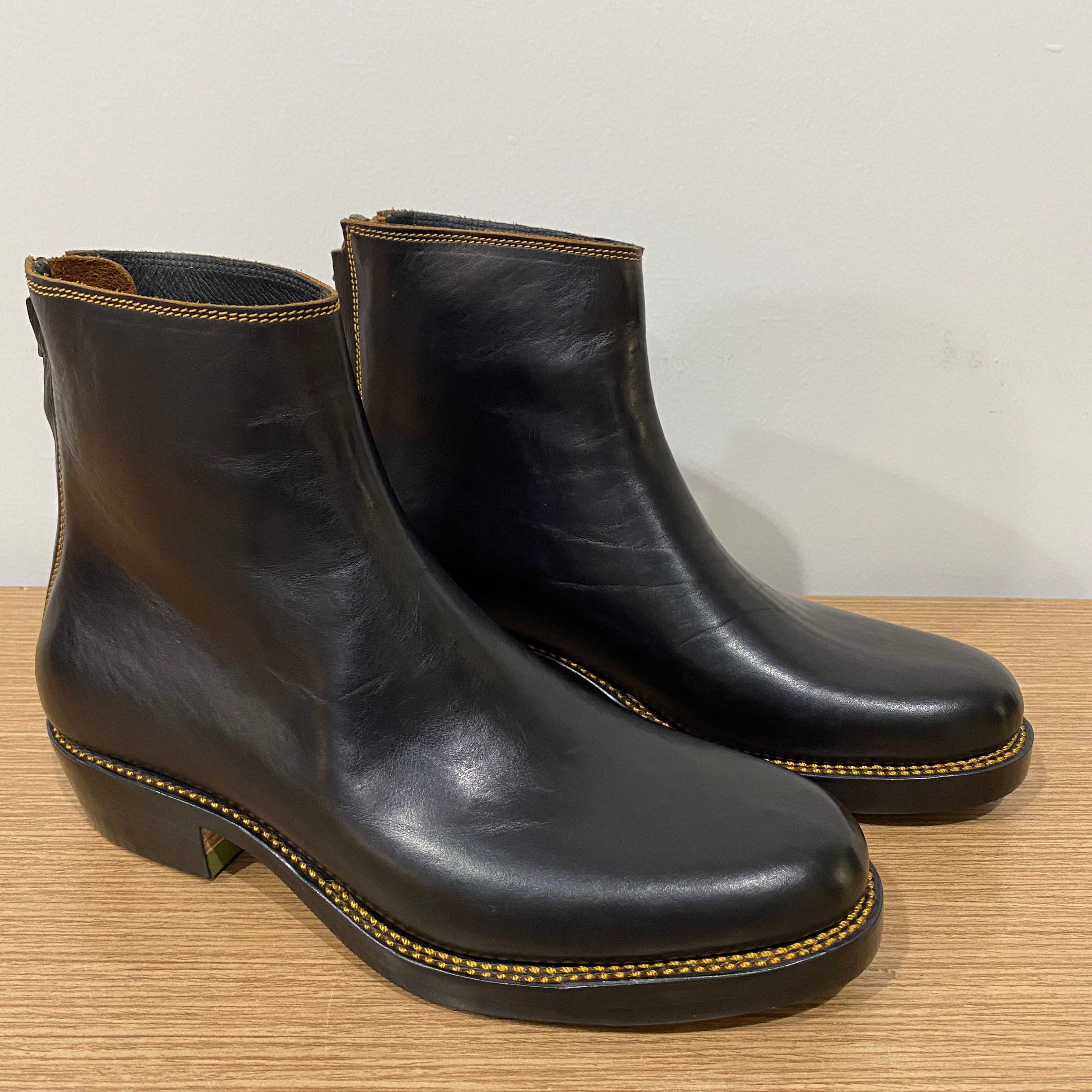 Fortis Sadewa Wholecut Zipper Boots
