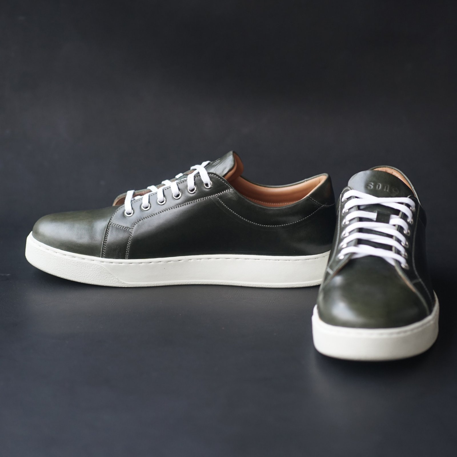 Songo Low Top with Pull Up Leather and Vibram Rubber  Sole