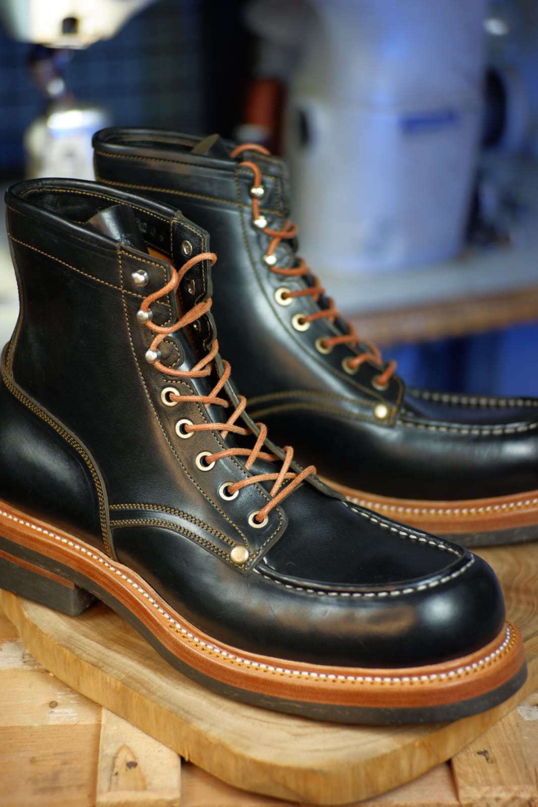 Prof. Barnets "Smith V2" Moc Toe Boots