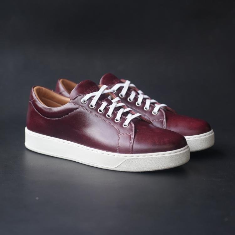 Songo Low Top with Pull Up Leather and Vibram Rubber  Sole