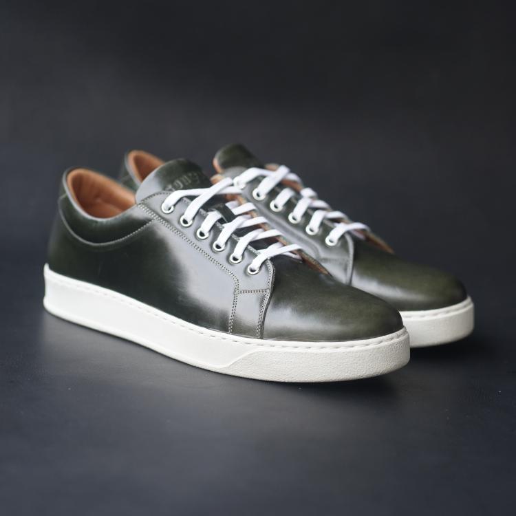 Songo Low Top with Pull Up Leather and Vibram Rubber  Sole