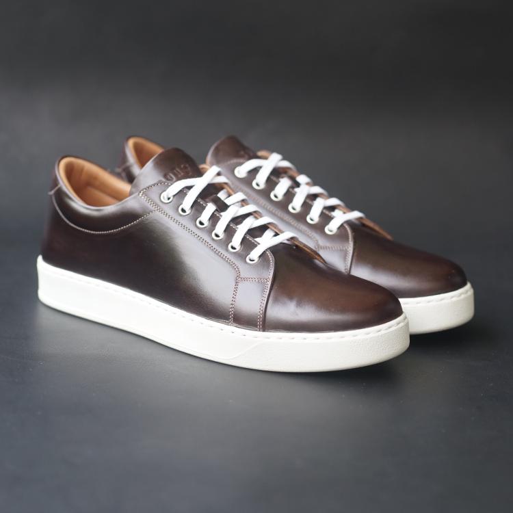 Songo Low Top with Pull Up Leather and Vibram Rubber  Sole