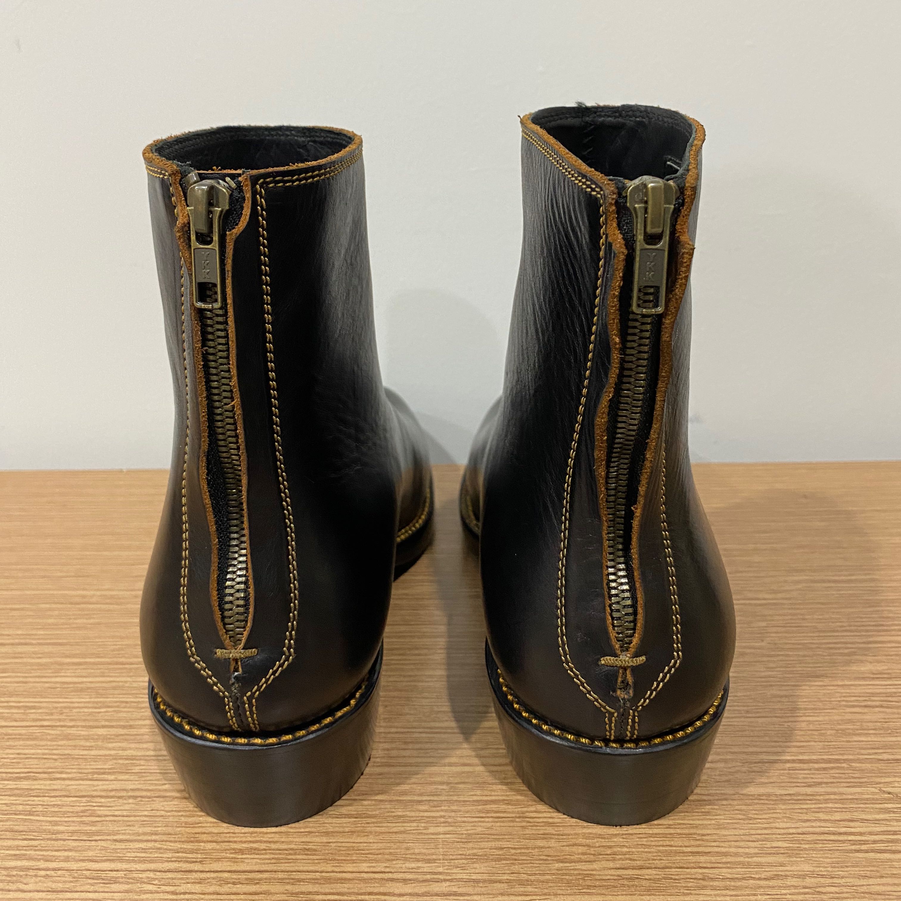 Fortis Sadewa Wholecut Zipper Boots